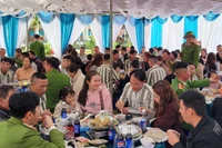 Bữa cơm tất niên dành cho phạm nhân ở Trại giam Gia Trung: Đậm tính nhân văn