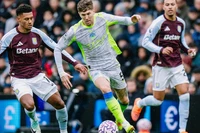 Aston Villa lại gieo sầu cho Man City tại sân Villa Park