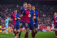 Thắng vùi dập Sevilla, Barcelona tăng tốc đua vô địch La Liga