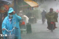 Xuất hiện áp thấp trên Biển Đông, cảnh báo mưa dông diện rộng ngày 16/9