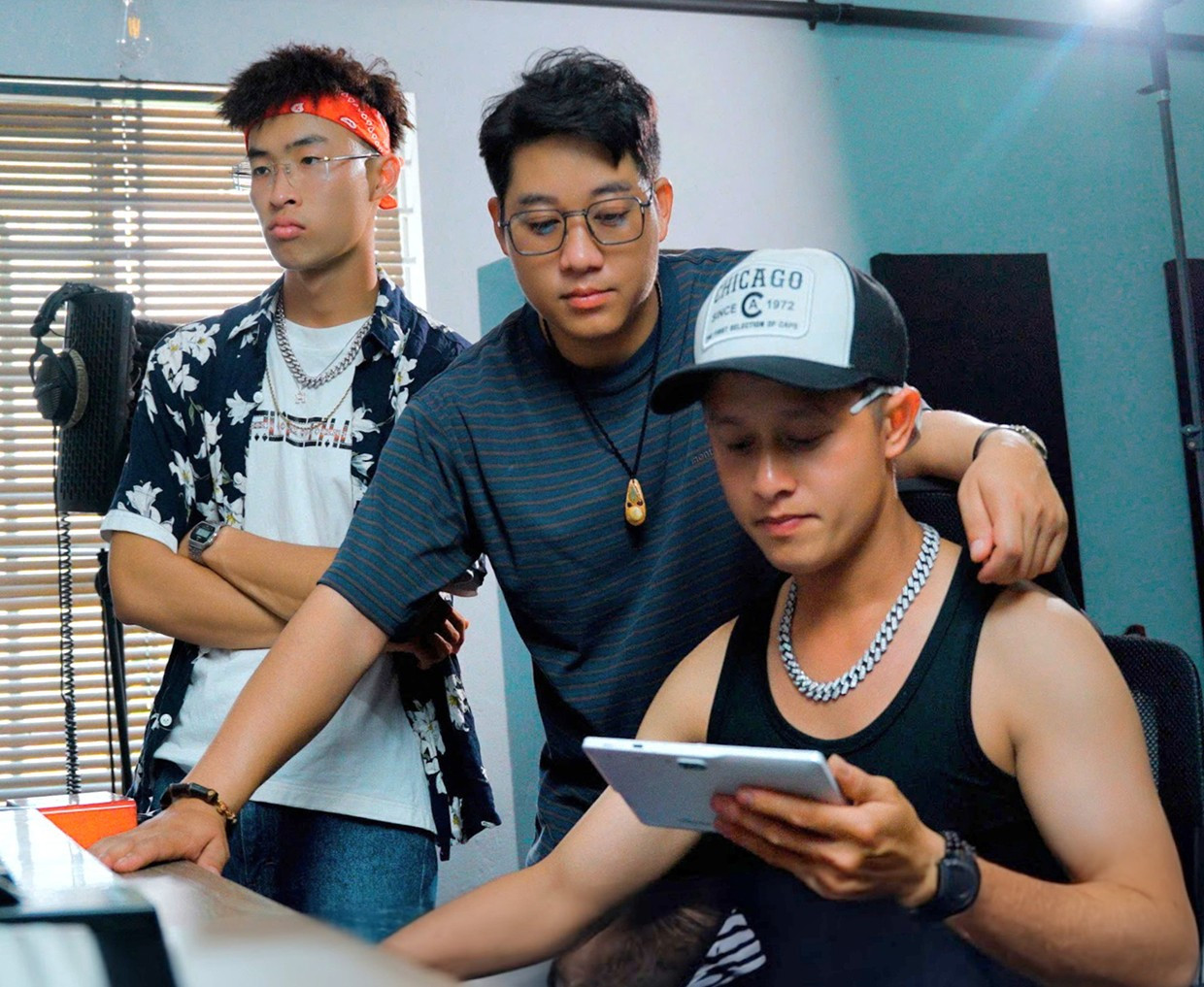 Nhóm Chill Guys Sound ấp ủ sáng tạo những bản nhạc đậm chất văn hóa Tây Nguyên (Ảnh: Nhân vật cung cấp) 55.jpg