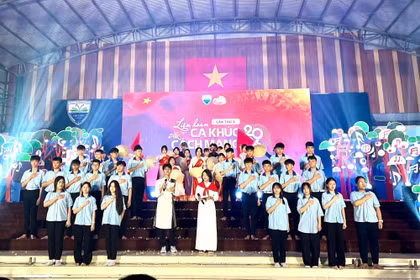 Liên hoan ca khúc cách mạng lần thứ V năm 2026 tại Trường THPT Chi Lăng