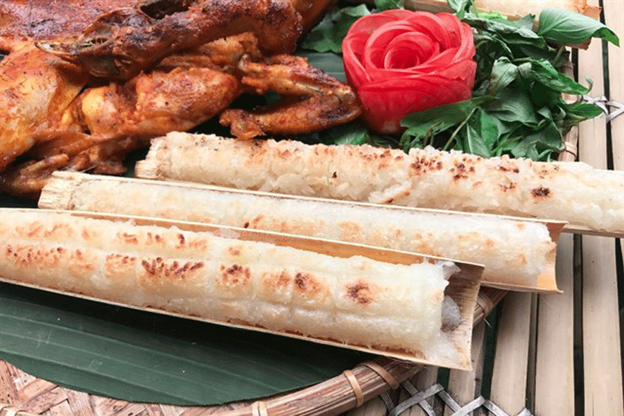 Gà nướng, cơm lam. Ảnh: internet Gà nướng, cơm lam. Ảnh: internet