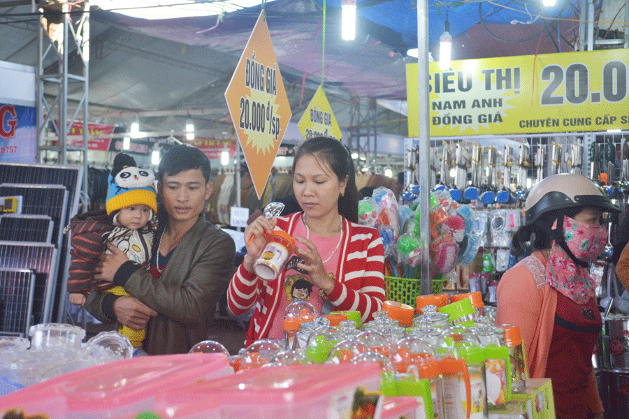 Xu hướng sử dụng hàng Việt ngày càng gia tăng. Ảnh: L.L