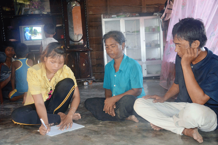 Chị Nay H'Chuông-buôn Ơi Múi, xã Chư Gu chỉ mong trả hết nợ, sau này dù đói khổ thế nào cũng không dám đi vay nợ. Ảnh: M.T