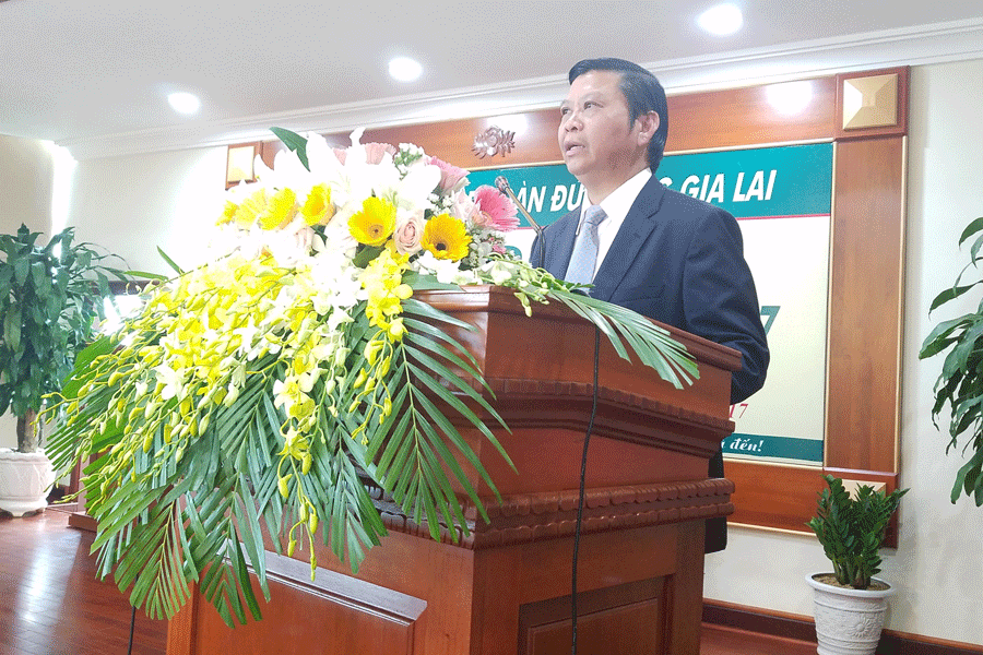 Ông Bùi Pháp-Chủ tịch HĐQT DLG phát biểu tại hội nghị. Ảnh: T.S Ông Bùi Pháp-Chủ tịch HĐQT DLG phát biểu tại hội nghị. Ảnh: T.S