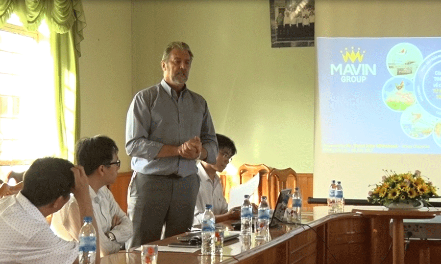 Ông David Jonh Whitehead giới thiệu về dự án của tập đoàn Mavin. Ảnh: H.D