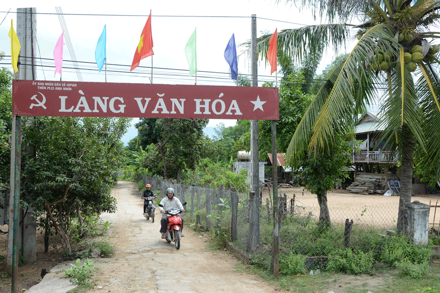 Làng Ama Nhơn. Ảnh: Đ.P Làng Ama Nhơn. Ảnh: Đ.P