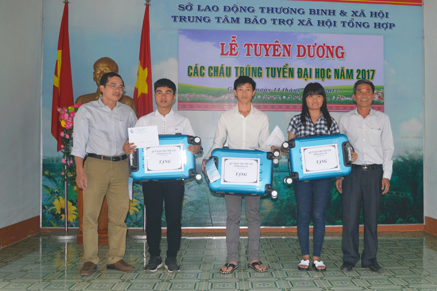 Ảnh: Đ.Y Ảnh: Đ.Y