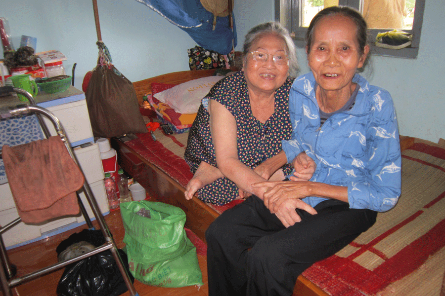 Tình cảm tuổi già. Ảnh Đ.P