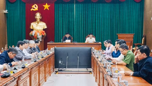 Quang cảnh phiên họp tại điểm cầu Bình Định. Ảnh: T.K