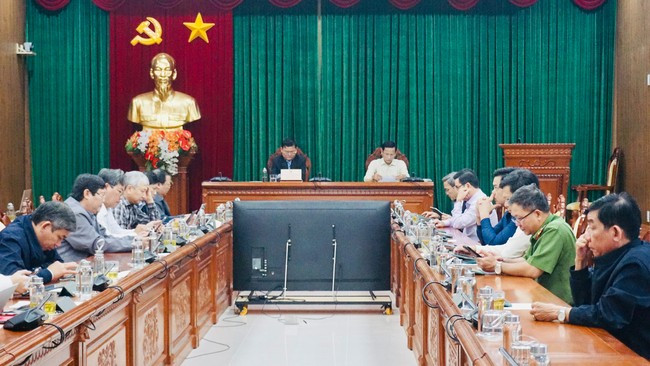 Quang cảnh phiên họp tại điểm cầu Bình Định. Ảnh: T.K Quang cảnh phiên họp tại điểm cầu Bình Định. Ảnh: T.K