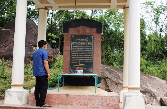 Di tích lịch sử khu căn cứ cách mạng An Trường, xã Nhơn Tân.