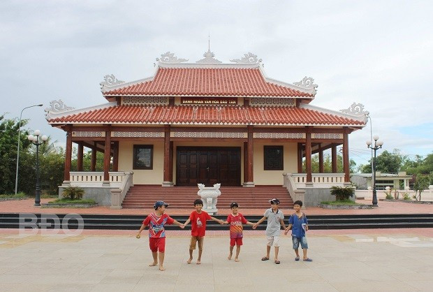 Đền thờ danh nhân văn hóa Đào Tấn.