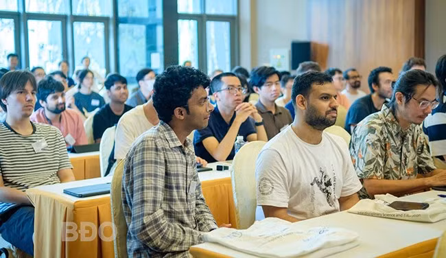 Trường hè diễn ra từ ngày 9 - 20.6, quy tụ hơn 60 nhà khoa học hàng đầu trong lĩnh vực, nhà khoa học trẻ, nghiên cứu sinh đến từ 22 quốc gia và vùng lãnh thổ. Ảnh: A.N