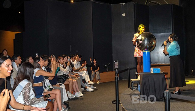 Trải nghiệm trò chơi về những hiện tượng vật lý. Ảnh: ĐOAN NGỌC