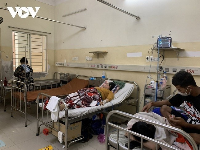 Phòng bệnh Covid-19 ở Bệnh viện Bệnh Nhiệt đới có 3 bệnh nhân có bệnh nền. Phòng bệnh Covid-19 ở Bệnh viện Bệnh Nhiệt đới có 3 bệnh nhân có bệnh nền.