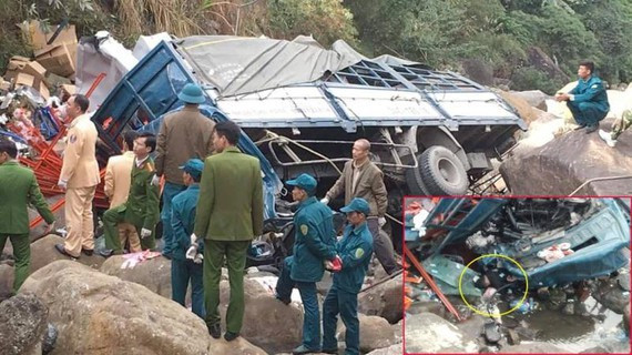Tai nạn vừa xảy ra làm 3 người chết tại Lai Châu Tai nạn vừa xảy ra làm 3 người chết tại Lai Châu