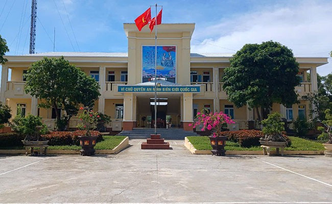 Doanh trại chính quy sáng, xanh, sạch, đẹp của Đồn Biên phòng Cát Khánh. Ảnh: H.P Doanh trại chính quy sáng, xanh, sạch, đẹp của Đồn Biên phòng Cát Khánh. Ảnh: H.P