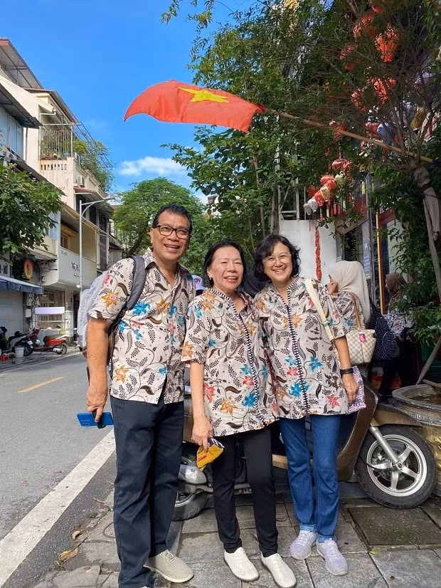 Du khách Indonesia thích thú khi được trải nghiệm văn hóa và thiên nhiên tại Việt Nam. Nguồn ảnh do nhân vật cung cấp.