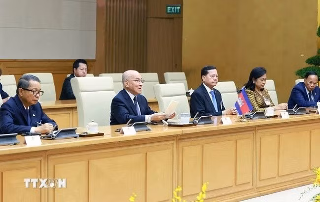 Quốc vương Campuchia Norodom Sihamoni phát biểu. (Ảnh: Dương Giang/TTXVN)