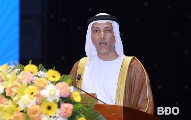 Ông Bader Almatrooshi, Đại sứ đặc mệnh toàn quyền Các Tiểu vương quốc Ả rập thống nhất (UAE) tại Việt Nam.