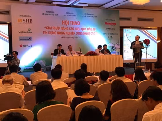 Chủ tịch Hội Nông dân Việt Nam Lại Xuân Môn phát biểu tại hội thảo