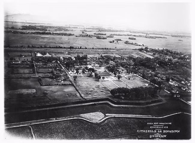 Quy Nhơn những năm đầu thế kỷ XX. Ảnh tư liệu Quy Nhơn những năm đầu thế kỷ XX. Ảnh tư liệu