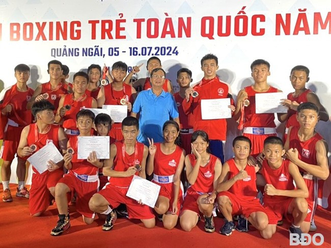 Đội tuyển boxing Bình Định có thành tích khá tốt tại Giải vô địch boxing trẻ toàn quốc năm 2024. Ảnh: ĐẶNG HIỀN Đội tuyển boxing Bình Định có thành tích khá tốt tại Giải vô địch boxing trẻ toàn quốc năm 2024. Ảnh: ĐẶNG HIỀN