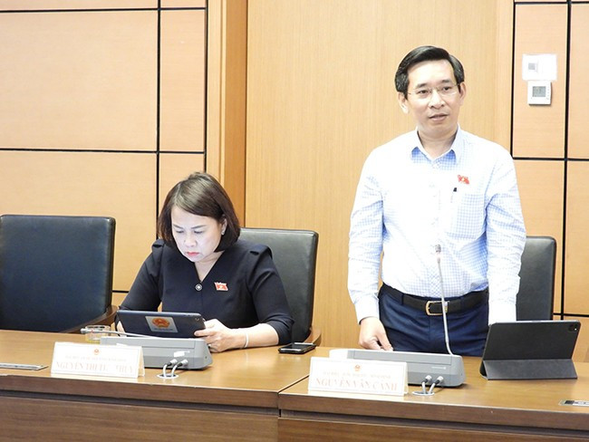 Đại biểu Nguyễn Văn Cảnh tham gia góp ý dự án Luật Công nghiệp công nghệ số. Ảnh Đoàn ĐBQH tỉnh. Đại biểu Nguyễn Văn Cảnh tham gia góp ý dự án Luật Công nghiệp công nghệ số. Ảnh Đoàn ĐBQH tỉnh.