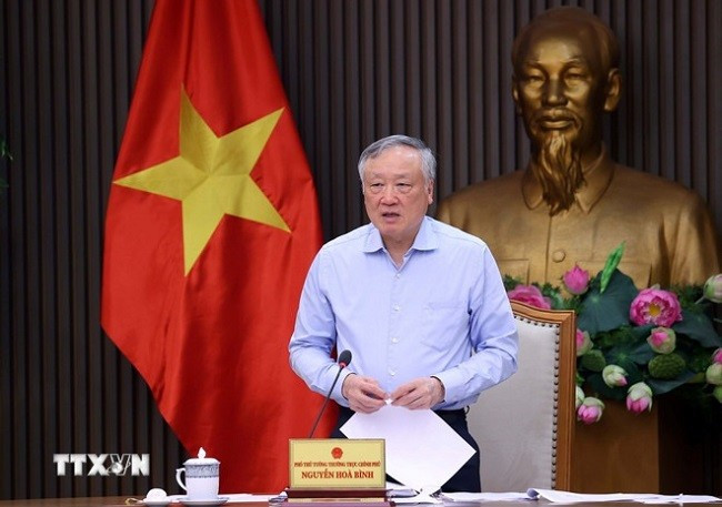 Phó Thủ tướng Thường trực Nguyễn Hòa Bình phát biểu kết luận. (Ảnh: Văn Điệp/TTXVN)