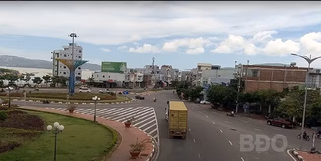 Khu vực ngã 5 Đống Đa (TP Quy Nhơn) đã xảy ra những vụ TNGT nghiêm trọn. Ảnh: KIỀU ANH