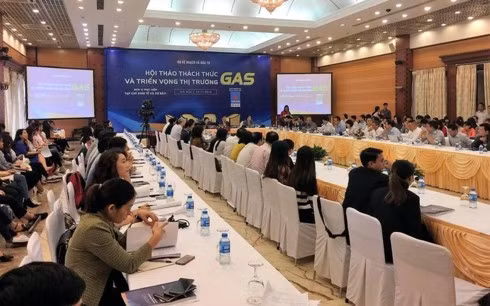 Kinh doanh gas không lành mạnh đang là thách thức lớn cho các cơ quan quản lý.