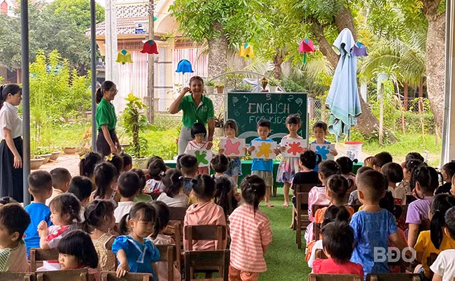 Hoạt động dạy và học tại Trường Mầm non Hoài Thanh Tây.