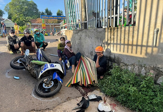 Hiện trường vụ tai nạn. Ảnh: ĐVCC Hiện trường vụ tai nạn. Ảnh: ĐVCC