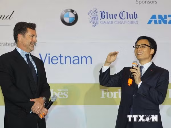 Phó Thủ tướng Vũ Đức Đam phát biểu tại Diễn đàn kinh doanh "Việt Nam - Cơ hội mới". (Ảnh: Thanh Vũ/TTXVN)