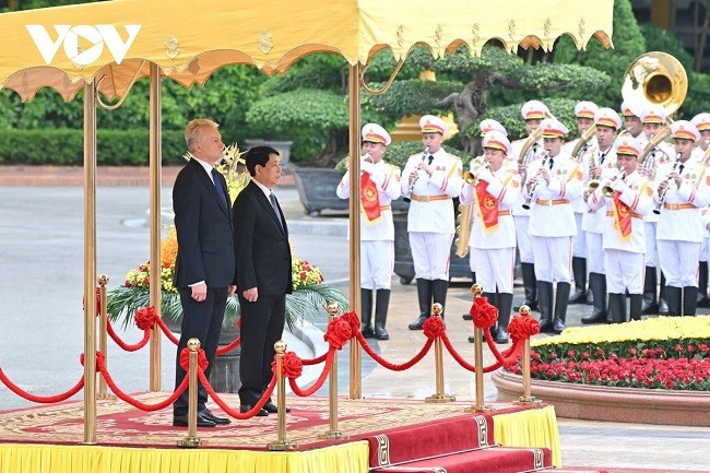 Chủ tịch nước Lương Cường chủ trì lễ đón Tổng thống Litva Gitanas Nauseda.