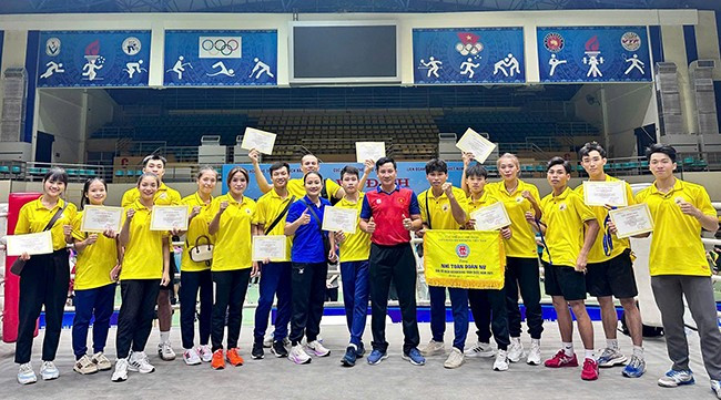 Đội tuyển kickboxing Bình Định đã thi đấu nỗ lực, giành tổng cộng 3 HCV, 2 HCB và 6 HCĐ. Ảnh: ĐVCC Đội tuyển kickboxing Bình Định đã thi đấu nỗ lực, giành tổng cộng 3 HCV, 2 HCB và 6 HCĐ. Ảnh: ĐVCC