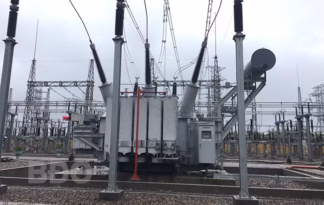 Máy biếp áp số 2 có công suất 125 MVA, nâng tổng công suất trạm biến áp 220 kV Phù Mỹ lên 250 MVA. Ảnh: Đ.PHƯƠNG