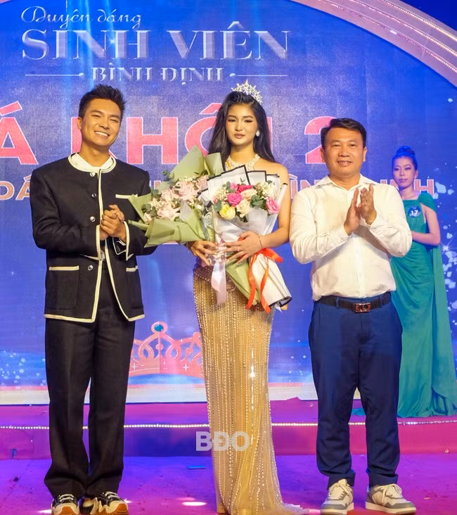 Á khôi 2 Nguyễn Thị Diễm Ly