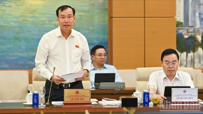 Chủ nhiệm Ủy ban Quốc phòng, An ninh và Đối ngoại của Quốc hội Lê Tấn Tới. (Ảnh: DUY LINH)