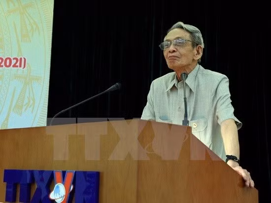 Nhà báo lão thành, nguyên Tổng Giám đốc TTXVN Đỗ Phượng. (Ảnh: Quý Trung/TTXVN)