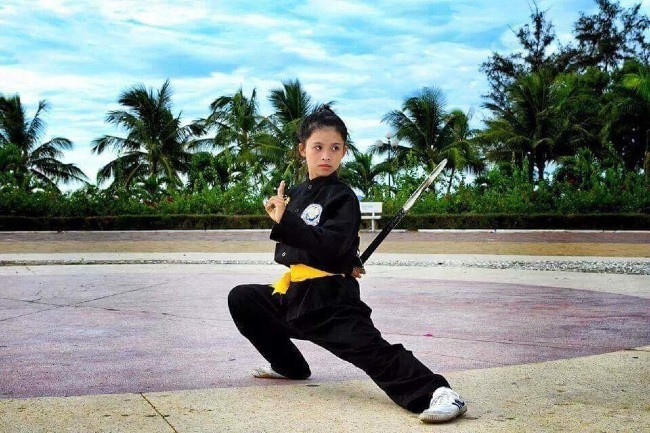 Từng là học trò của võ sư cao cấp Võ Văn Tính khi còn ở chùa Long Phước, đến nay, VĐV Trần Thị Thảo Hiền đã giành được rất nhiều thành công ở các giải quốc gia. Ảnh: NVCC