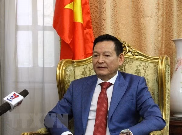 Đại sứ Việt Nam tại Ai Cập Trần Thành Công trả lời phỏng vấn của phóng viên TTXVN. (Ảnh: Việt Khoa/TTXVN)