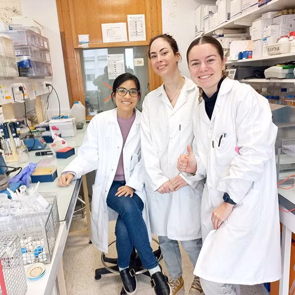 PGS.TSKH Nguyễn Thị Mộng Điệp tại phòng thí nghiệm ở Pháp. Ảnh: NVCC PGS.TSKH Nguyễn Thị Mộng Điệp tại phòng thí nghiệm ở Pháp. Ảnh: NVCC