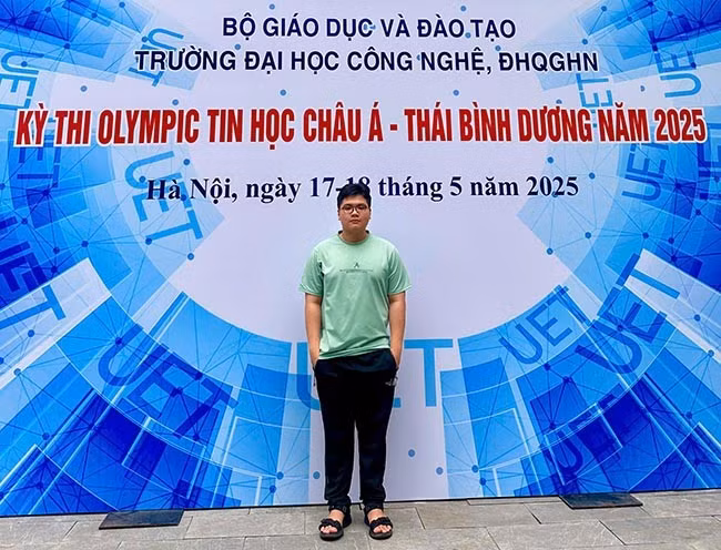 Lê Kiến Thành xuất sắc giành HCB tại kỳ thi. Ảnh: GĐCC