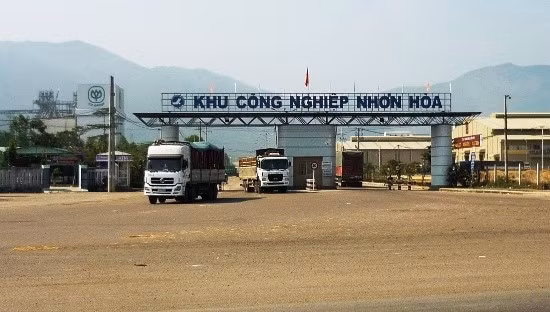 Cổng chính KCN Nhơn Hòa.