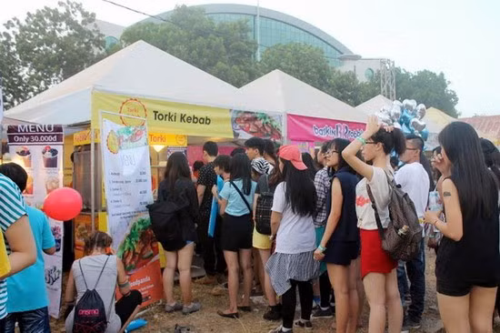 Bánh mì Kebab Torki được nhiều bạn trẻ tại TP Hồ Chí Minh đón nhận.
