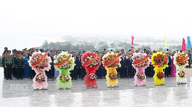 Toàn cảnh buổi lễ.