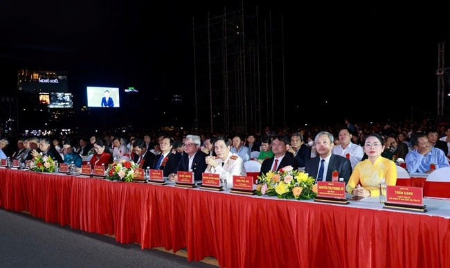 Quang cảnh Lễ kỷ niệm. Ảnh: NGUYỄN DŨNG Quang cảnh Lễ kỷ niệm. Ảnh: NGUYỄN DŨNG